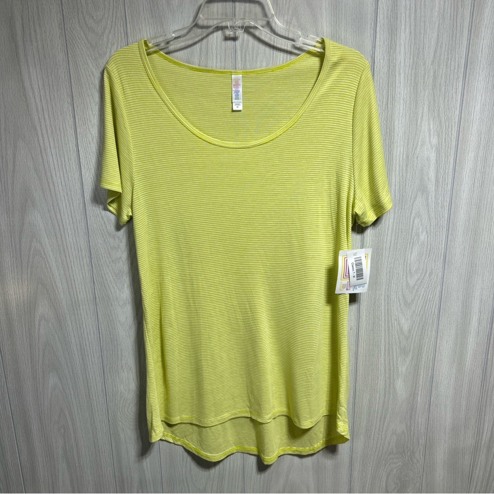 LuLaRoe NWT Striped Yellow Classic T Shirt Size Medium